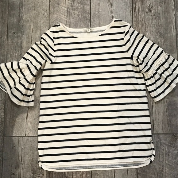 Studio M Tops - Studio M Bell-sleeved Shirt